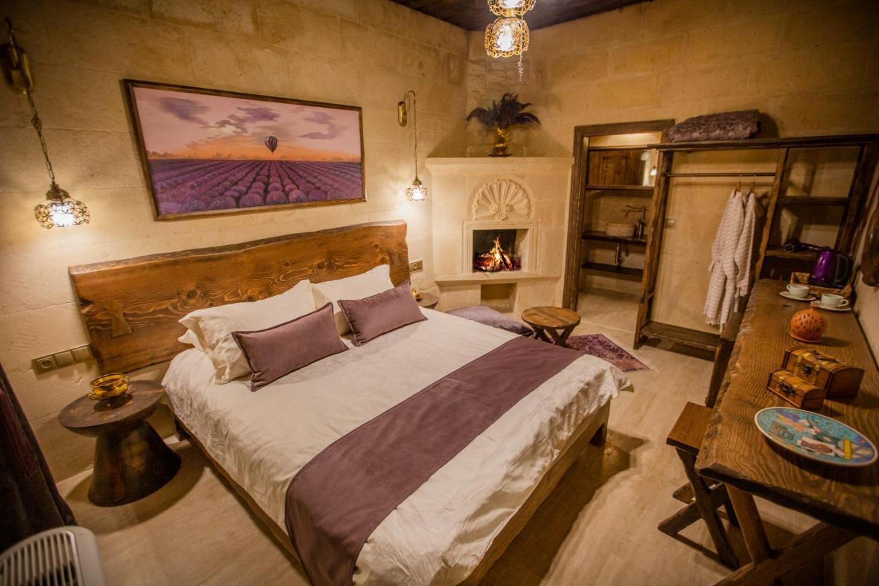 Mak's Cave House Bed & Breakfast